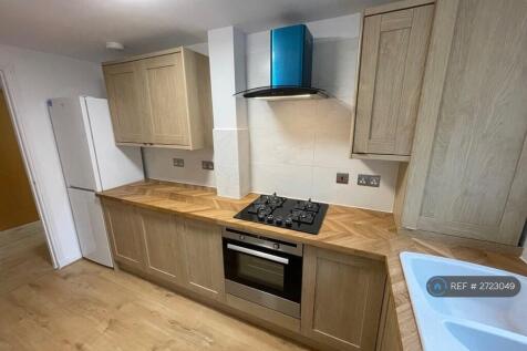 New Kitchen With Fridge Freezer