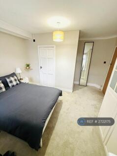 Room One: Plus Ensuite.