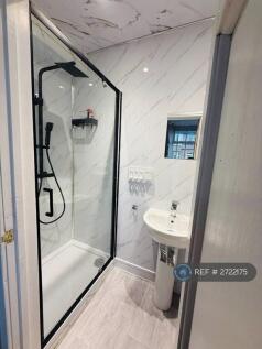 Room One: Plus Ensuite.