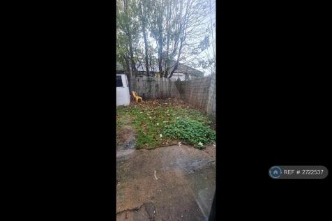 Private Garden With Storage