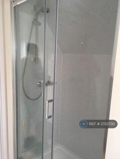 En-Suite Walk In Shower