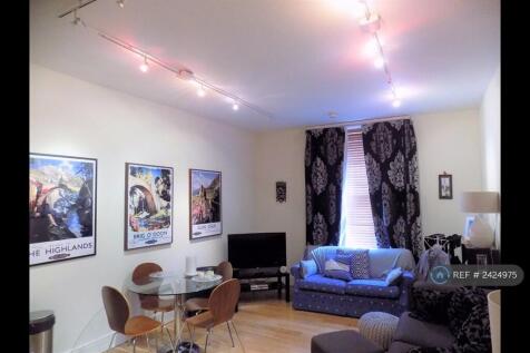 Open Plan Living/Kitchen Space