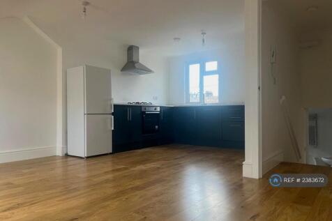 Open Plan Kitchen &amp; Living Area