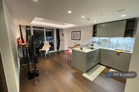 Shared Living Room &amp; Kitchen