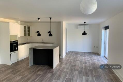 Open Plan Kitchen/Dining Area