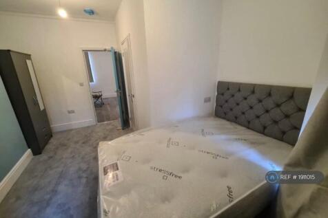 Room 4 With En-Suit