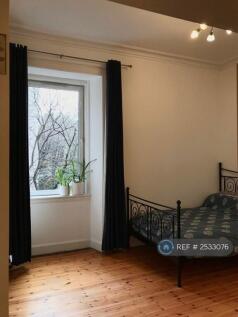 Large Double Bedroom