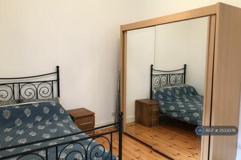 Large Double Bedroom