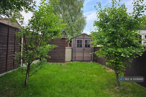 End Of Garden With More Storage 