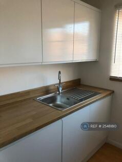 Kitchen (Brand New)