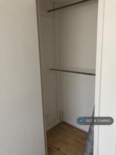 Fitted Wardrobe In Bedroom