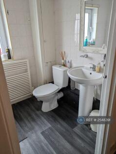 Upstairs Bathroom