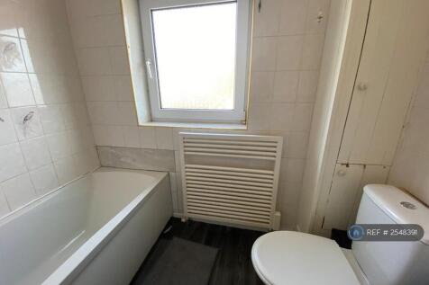 Upstairs Bathroom