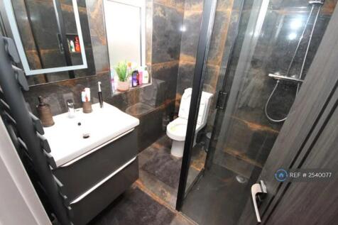En Suite Bathroom(Loft)-2nd Floor