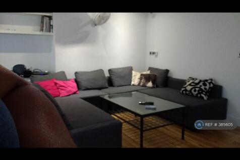 Lounge - Ample Seating For Entertaining Friends