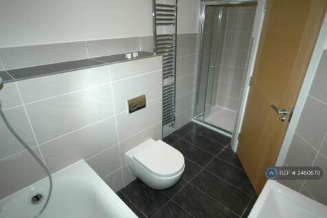 Communal Bathroom With Shower