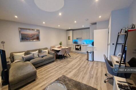 Living Room/Kitchen