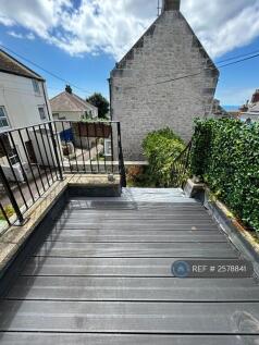 Outside Deck/Entrance
