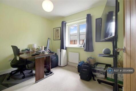Bedroom 3 / Office