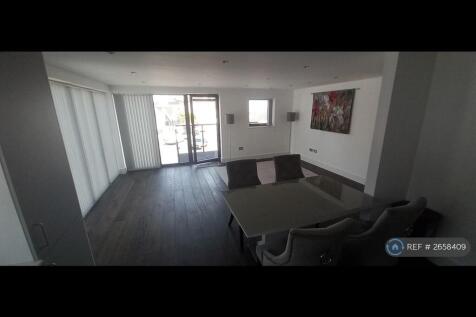 Lounge 1