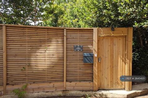 Private Entrance
