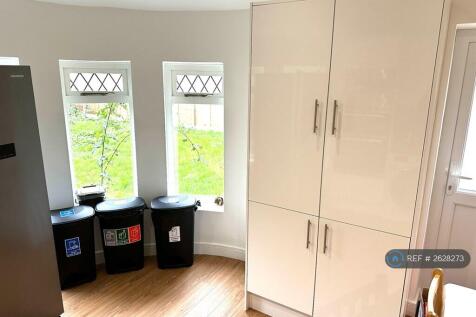 Additonal Kitchan Cabinet Space Available