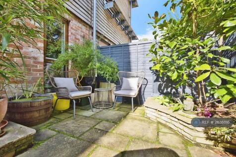 Private Courtyard Garden