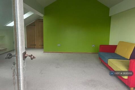 Studio With Private Access