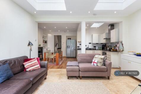 Reception To Kitchen 