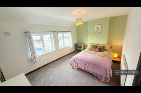 Room 1-1st Floor x.Large Double, Single Occupant