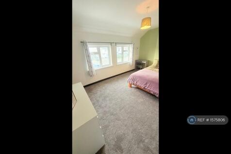 Room 1-1st Floor x.Large Double, Single Occupant