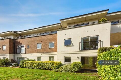 Ground Floor With Direct Access To Communal Garden