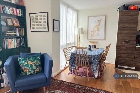 Open Plan Living / Dining / Kitchen