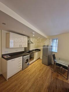 FLAT 7