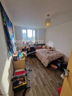 FLAT 31