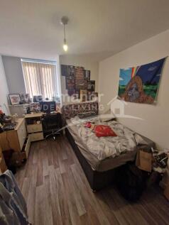 FLAT 31