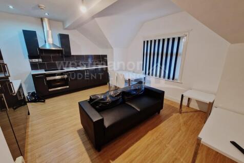 FLAT 11