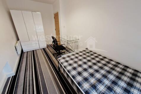 FLAT 12