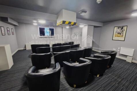 CINEMA ROOM