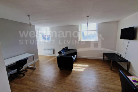 FLAT 11