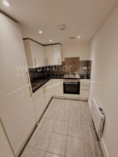 FLAT 13