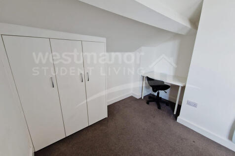FLAT 14