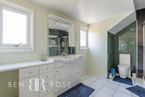 Master Ensuite