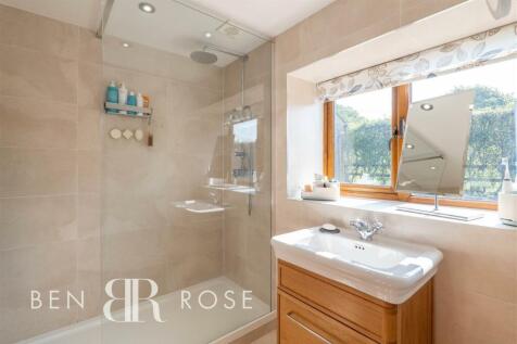 Master Ensuite