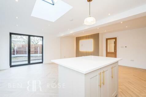 Kitchen/Lounge