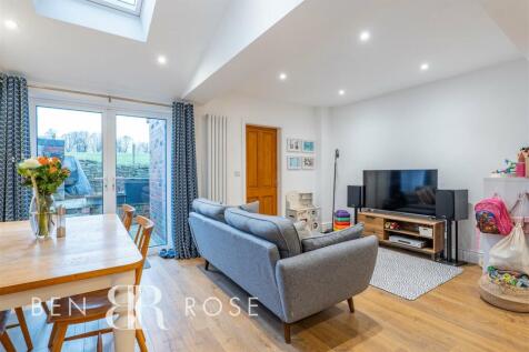 Dining/Family Room