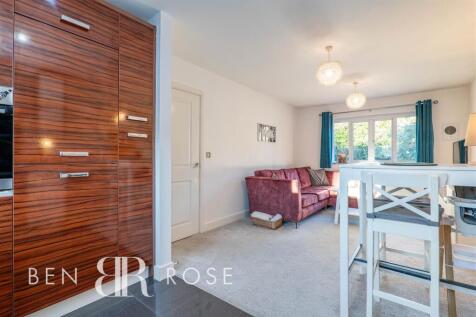 Lounge/Kitchen