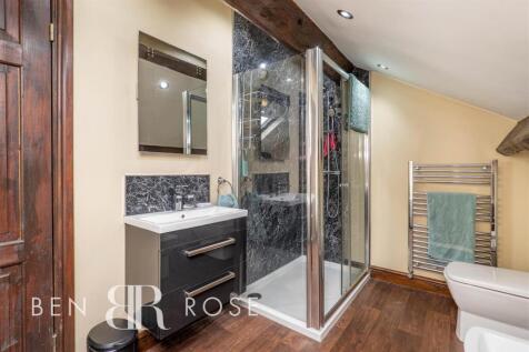 Master Ensuite