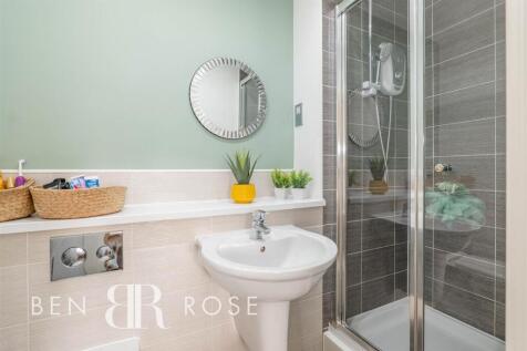 Master Ensuite