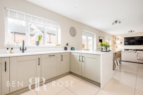 Kitchen/Diner/Family Room